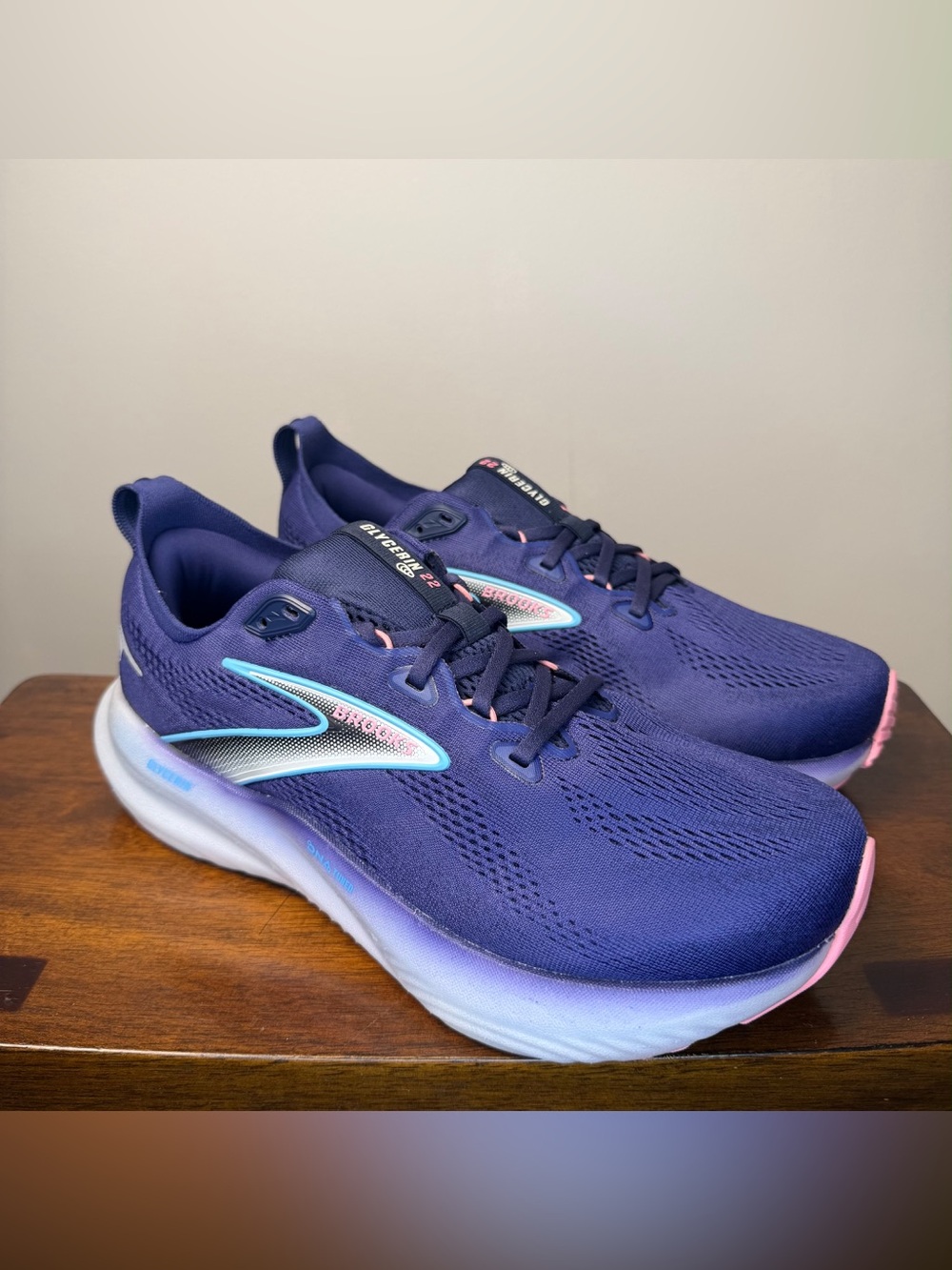 Brooks Glycerin 22 Womens 10 2E Extra Wide Running Shoes Blue Ribbon Peacoat